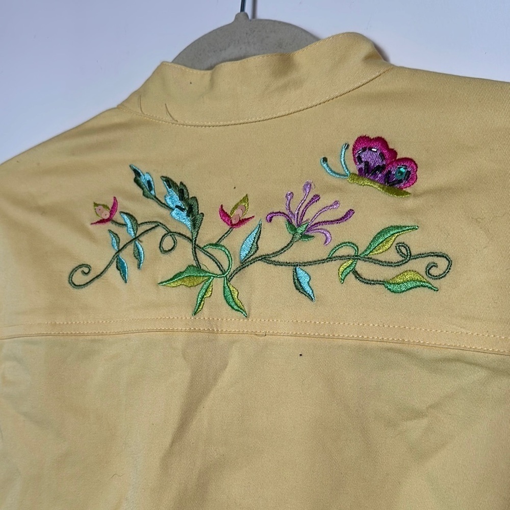 Quaker Factory Embroidered Yellow Jacket - Picture 6 of 8